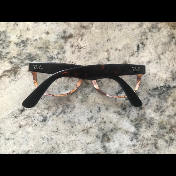 Authentic Ray Ban Women’s Eyeglasses - Picture 4 of 7